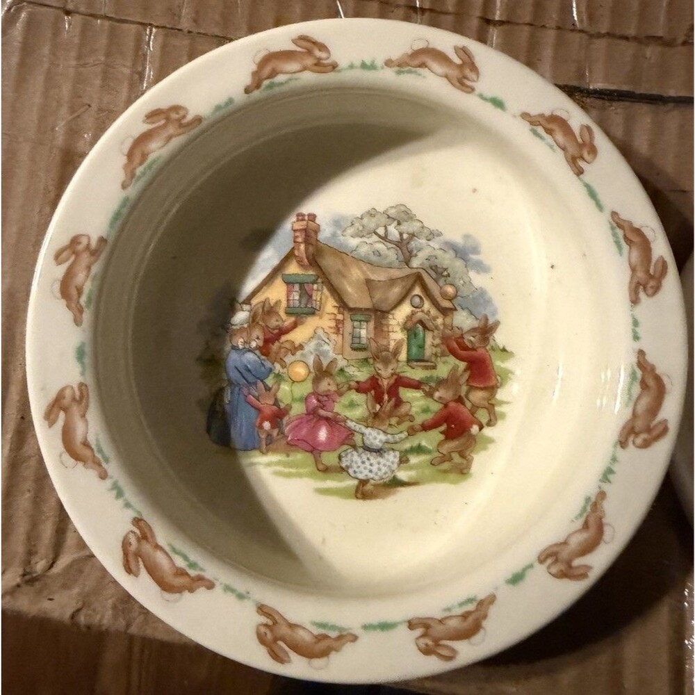 Royal Daulton Bunnykins Bowl